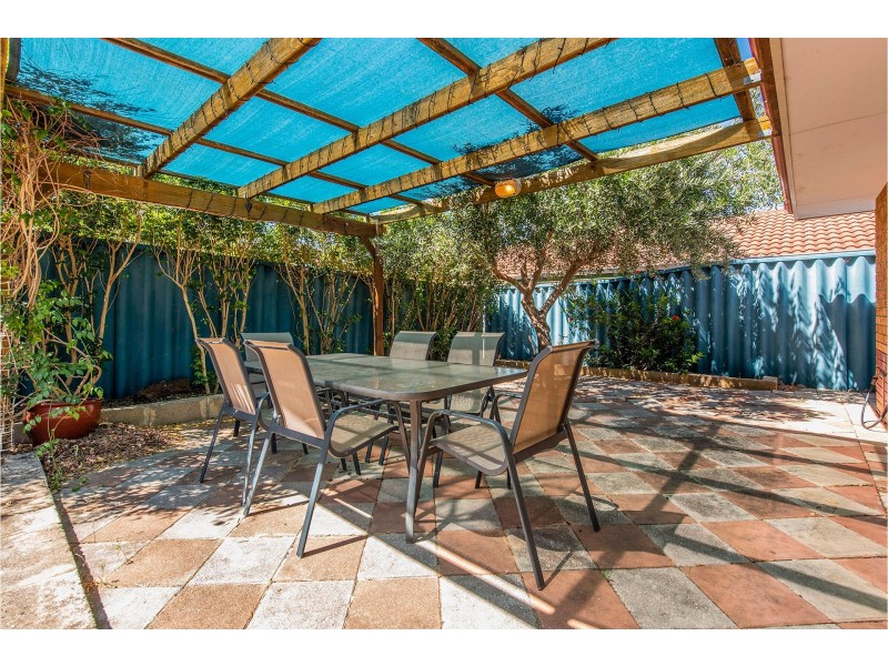 3/2a Frost Street, Swan View WA 6056