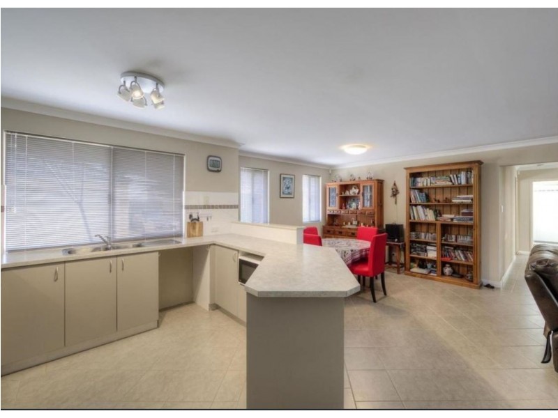 7/456 Kalamunda Road, High Wycombe WA 6057