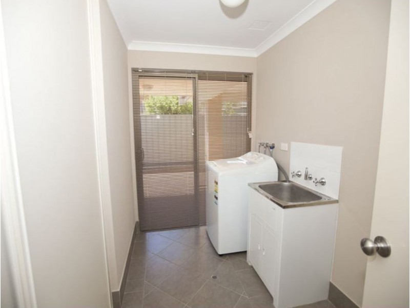 7/456 Kalamunda Road, High Wycombe WA 6057