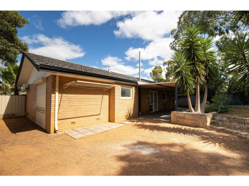35 Amanda Drive, Camillo WA 6111