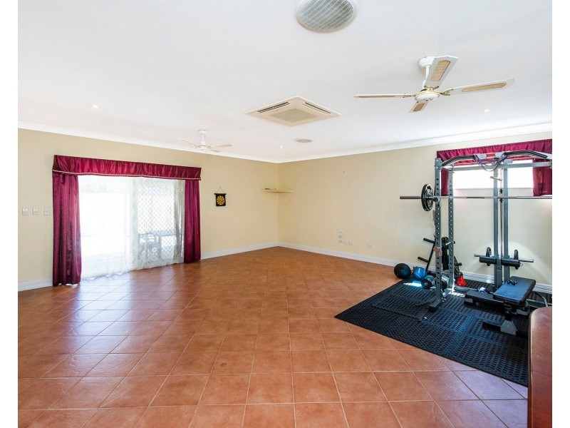 65 David Street, Maida Vale WA 6057