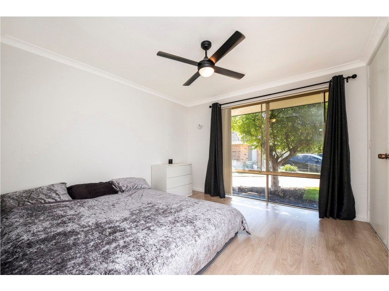 9/10 Dawson Avenue, Forrestfield WA 6058