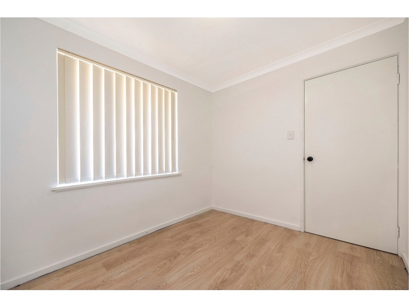 9/10 Dawson Avenue, Forrestfield WA 6058