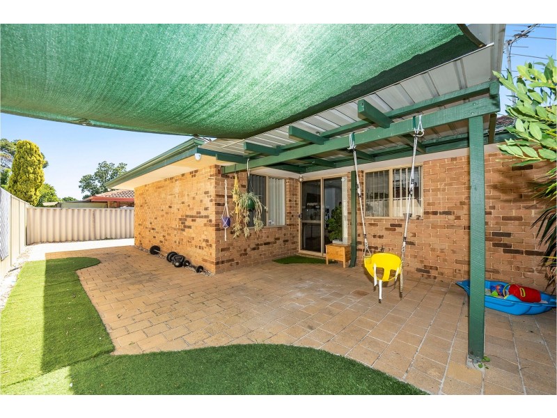 9/10 Dawson Avenue, Forrestfield WA 6058