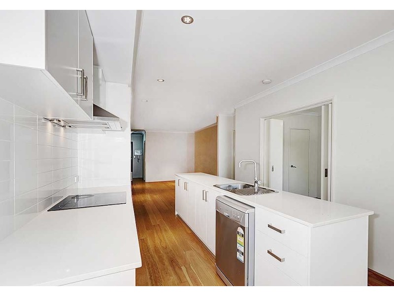 8/13 Wilson Street, Bassendean WA 6054