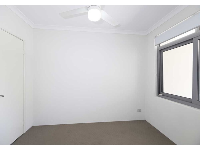 8/13 Wilson Street, Bassendean WA 6054