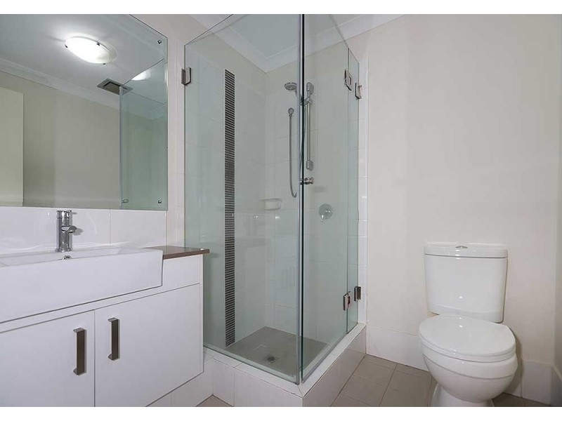 8/13 Wilson Street, Bassendean WA 6054