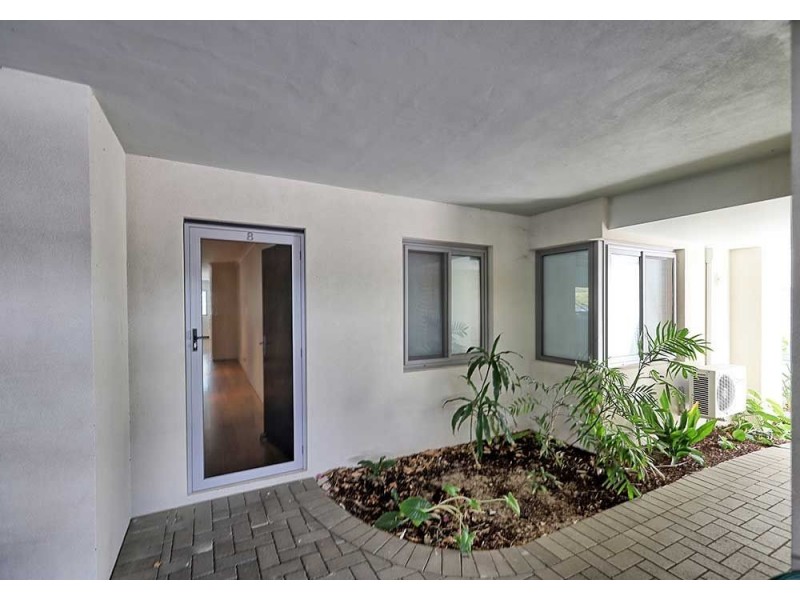 8/13 Wilson Street, Bassendean WA 6054