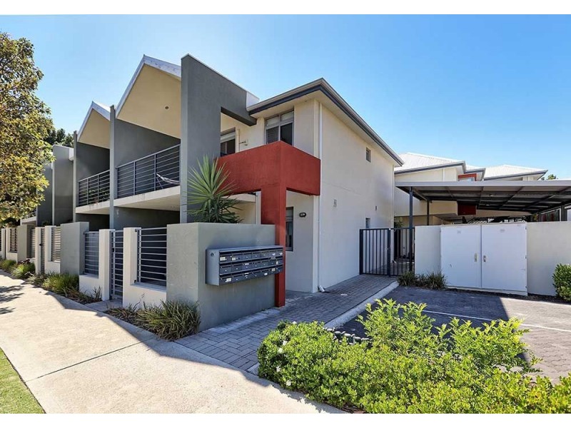 8/13 Wilson Street, Bassendean WA 6054