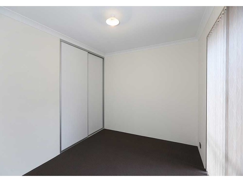 3/15 Ottaway Street, Kelmscott WA 6111