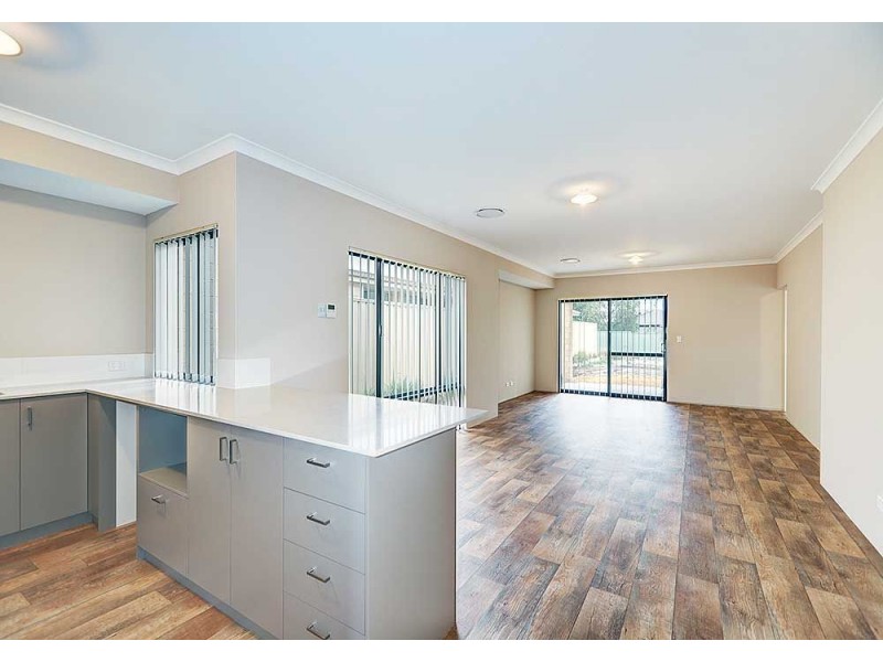 12 Treen Close, High Wycombe WA 6057