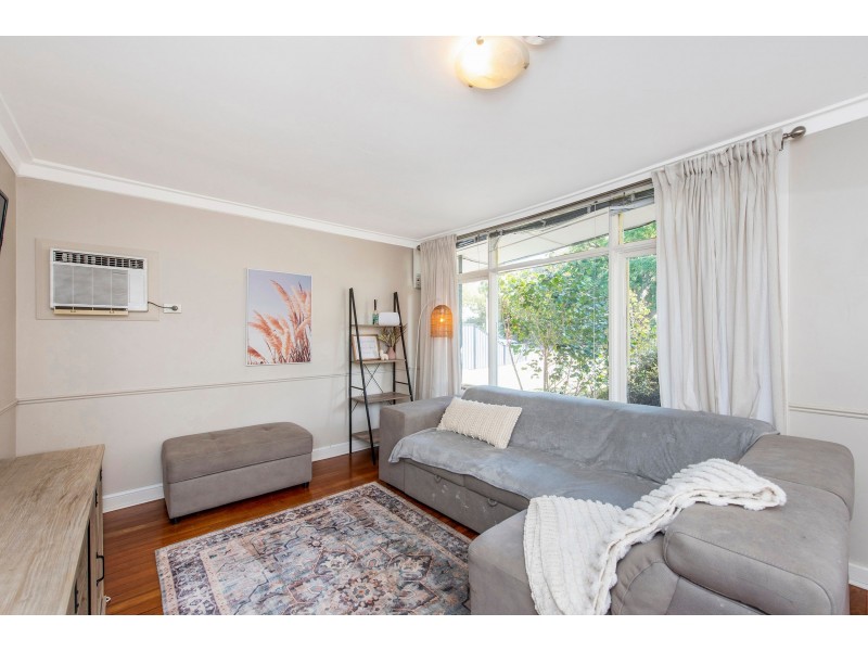 5a Kiandra Way, High Wycombe WA 6057