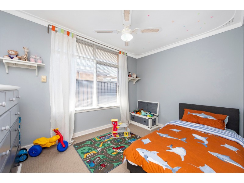 5a Kiandra Way, High Wycombe WA 6057