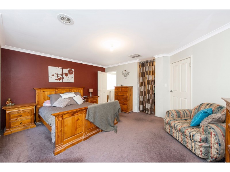 5 Kumal Court, Maida Vale WA 6057