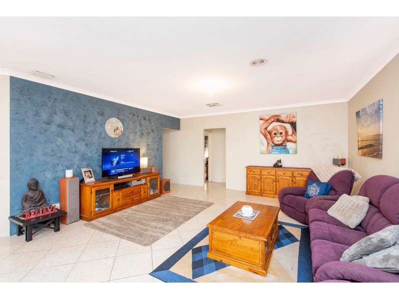 5 Kumal Court, Maida Vale WA 6057