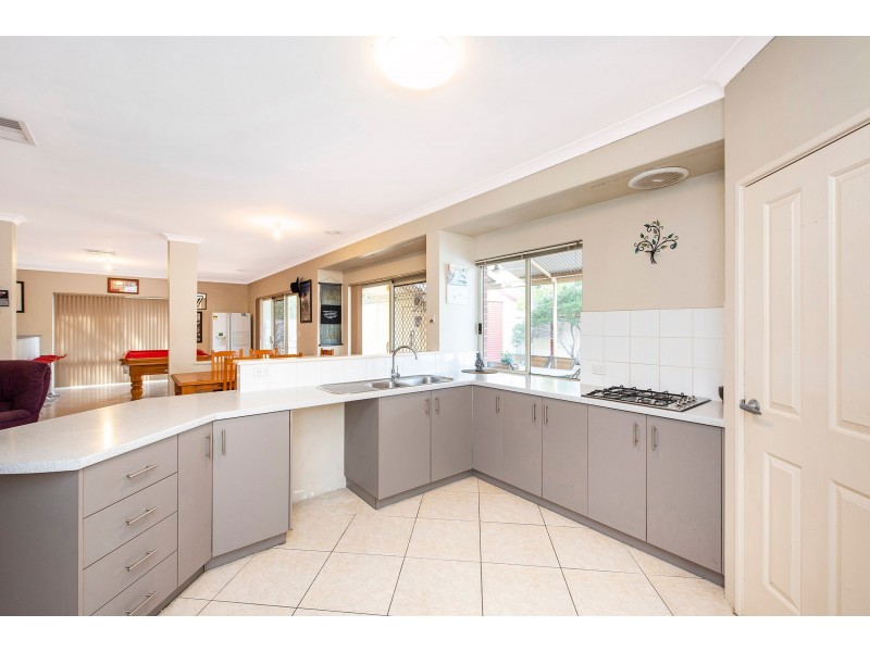 5 Kumal Court, Maida Vale WA 6057