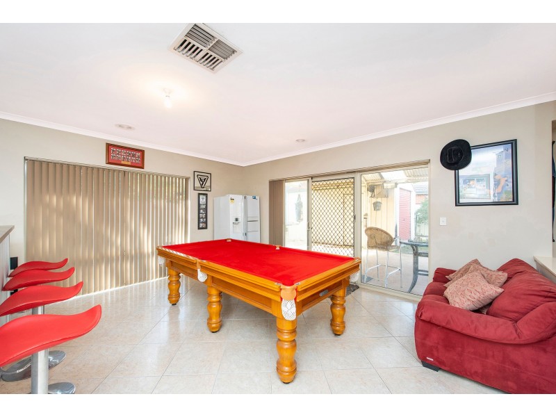 5 Kumal Court, Maida Vale WA 6057