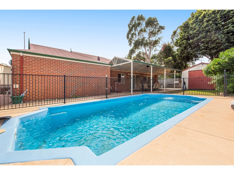 5 Kumal Court, Maida Vale WA 6057