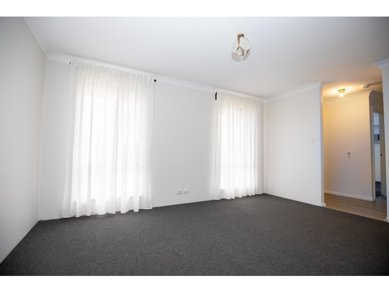 18 Swallow Loop, High Wycombe WA 6057