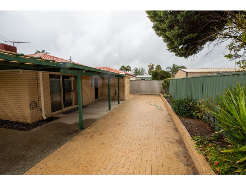 18 Swallow Loop, High Wycombe WA 6057