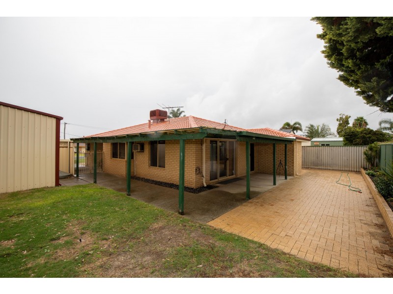 18 Swallow Loop, High Wycombe WA 6057