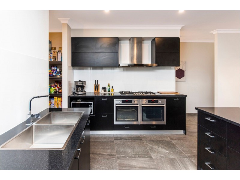 58 Lomandra Road, Helena Valley WA 6056