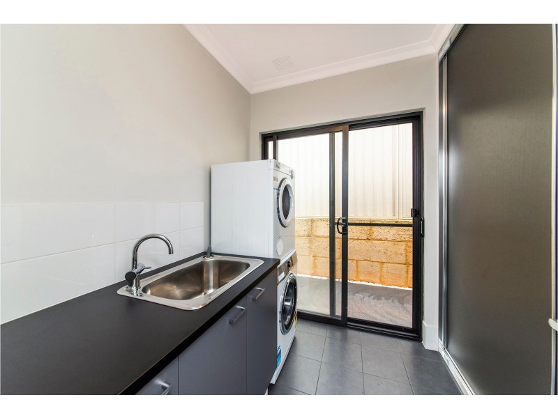 58 Lomandra Road, Helena Valley WA 6056