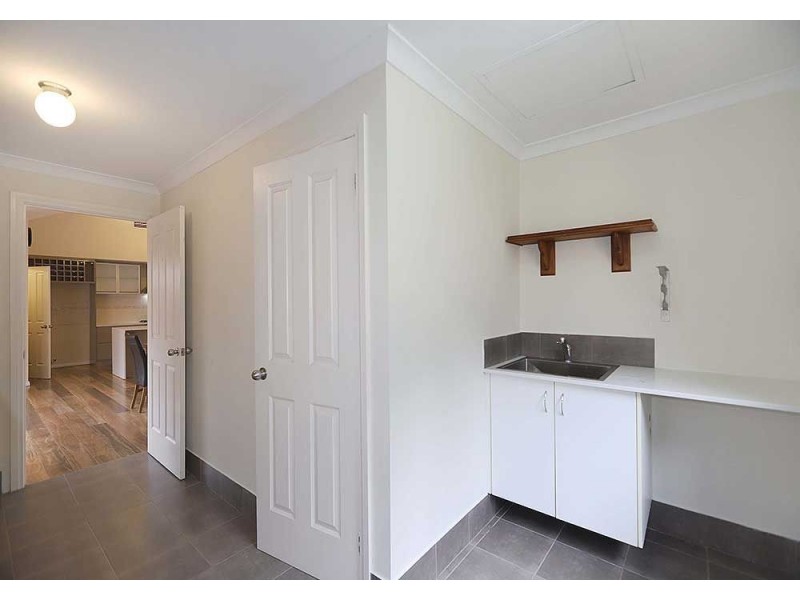 12 Biala Street, Kelmscott WA 6111