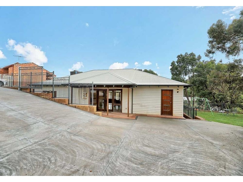 12 Biala Street, Kelmscott WA 6111