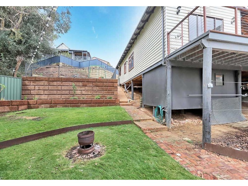 12 Biala Street, Kelmscott WA 6111