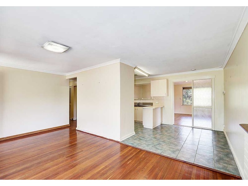 303 Kalamunda Road, Maida Vale WA 6057