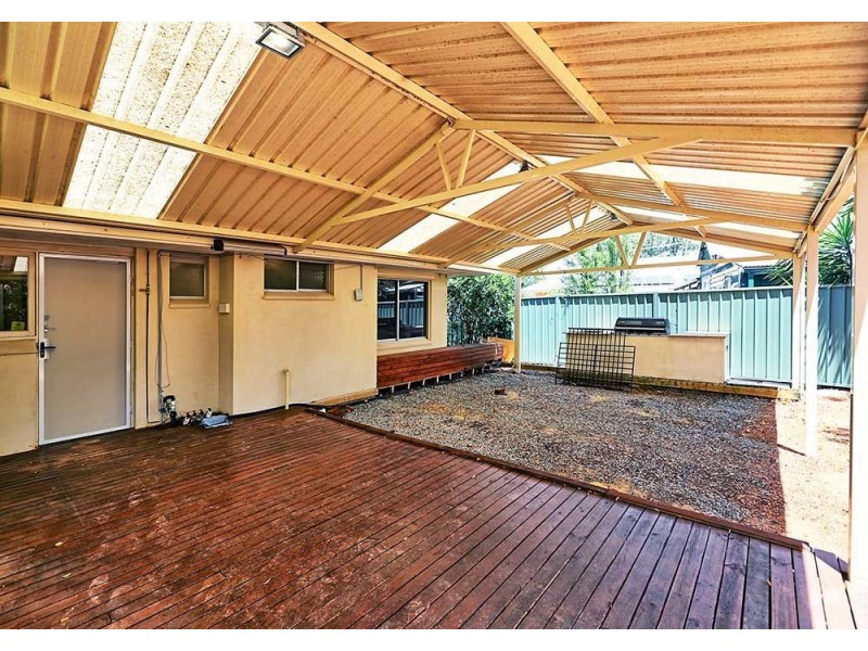 303 Kalamunda Road, Maida Vale WA 6057