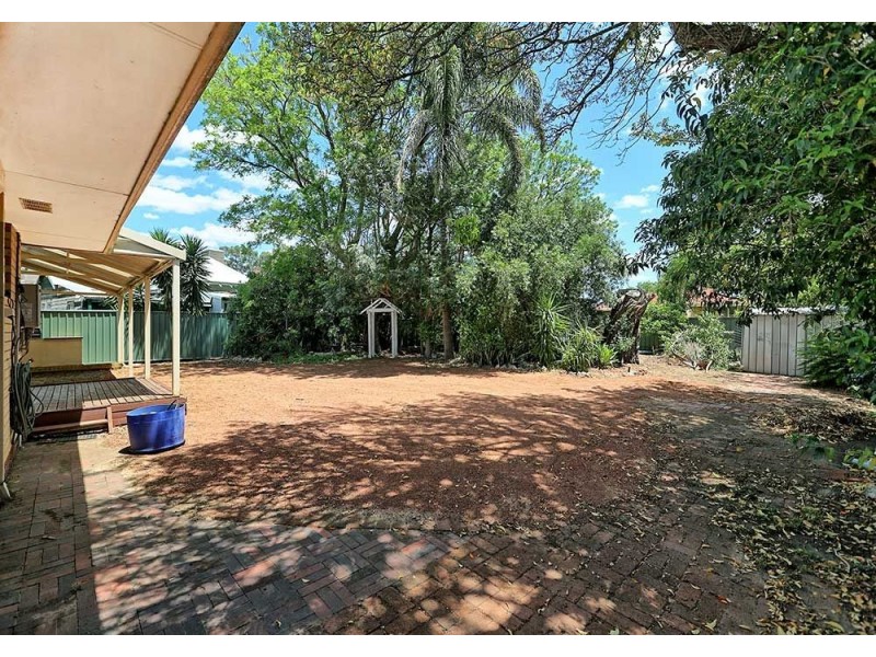 303 Kalamunda Road, Maida Vale WA 6057