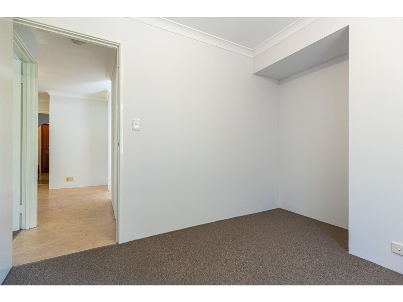 34/63 Amherst Road, Swan View WA 6056