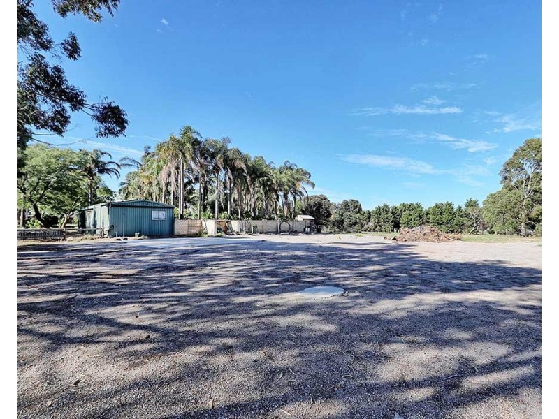 23 Rhodes Place, Maida Vale WA 6057