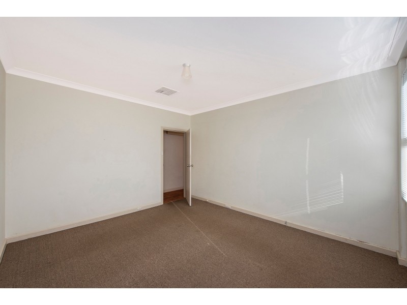 4 Stevens Road, High Wycombe WA 6057