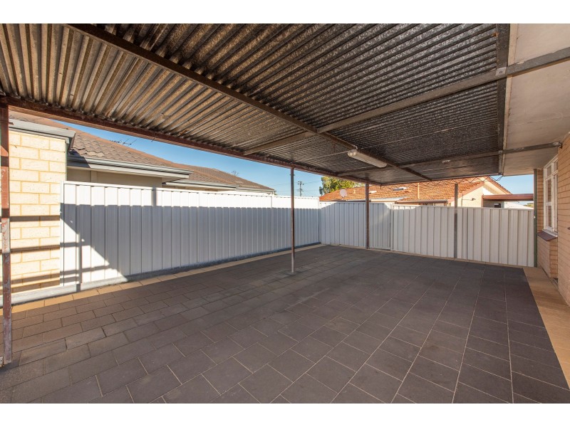 4 Stevens Road, High Wycombe WA 6057