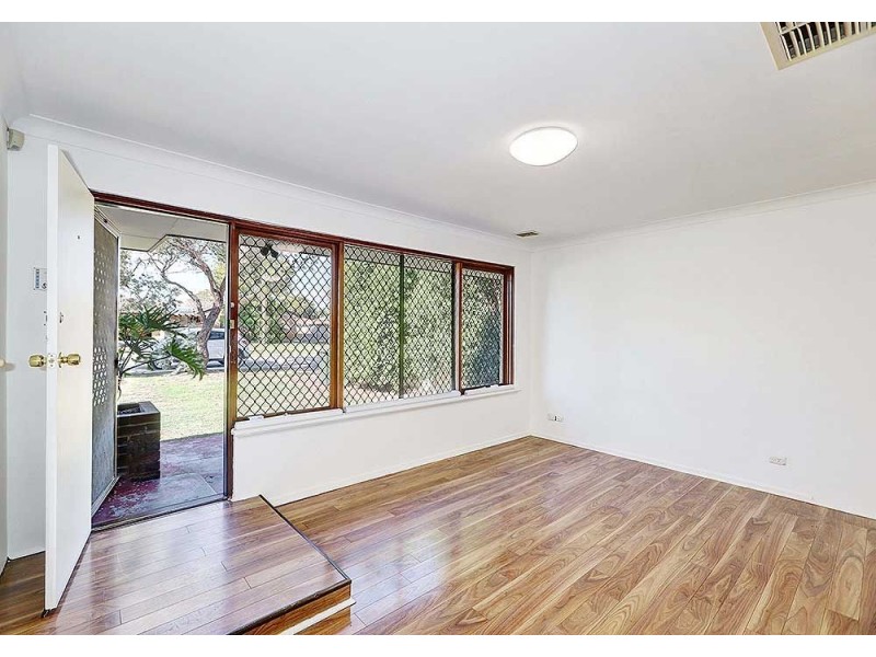 18 Tarata Way, Forrestfield WA 6058