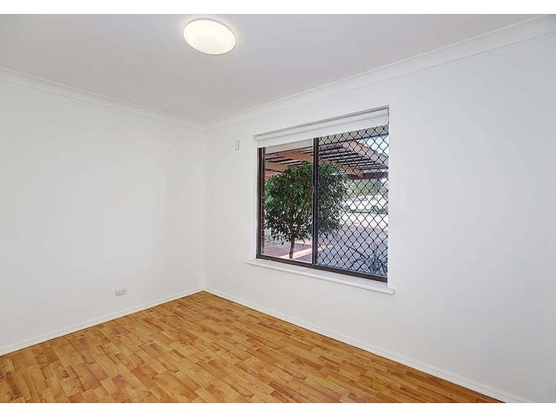 18 Tarata Way, Forrestfield WA 6058
