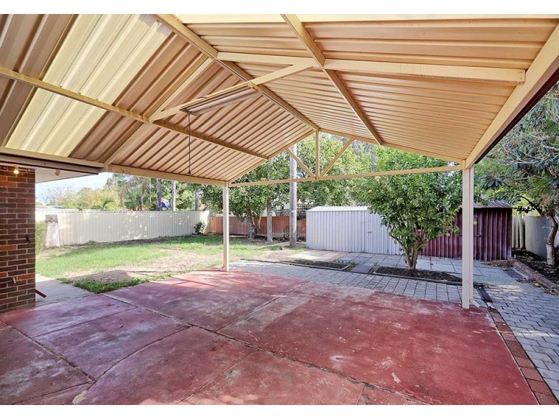 18 Tarata Way, Forrestfield WA 6058