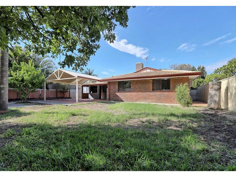 18 Tarata Way, Forrestfield WA 6058
