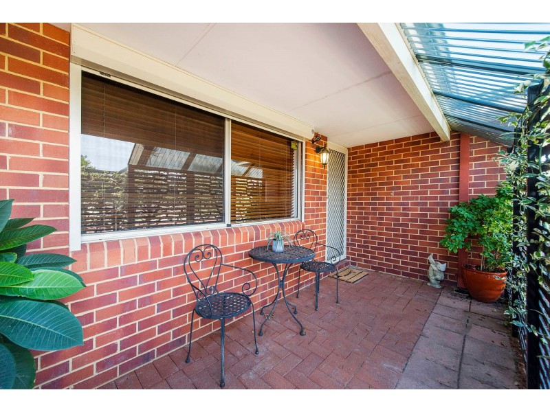 21 Benson Way, High Wycombe WA 6057