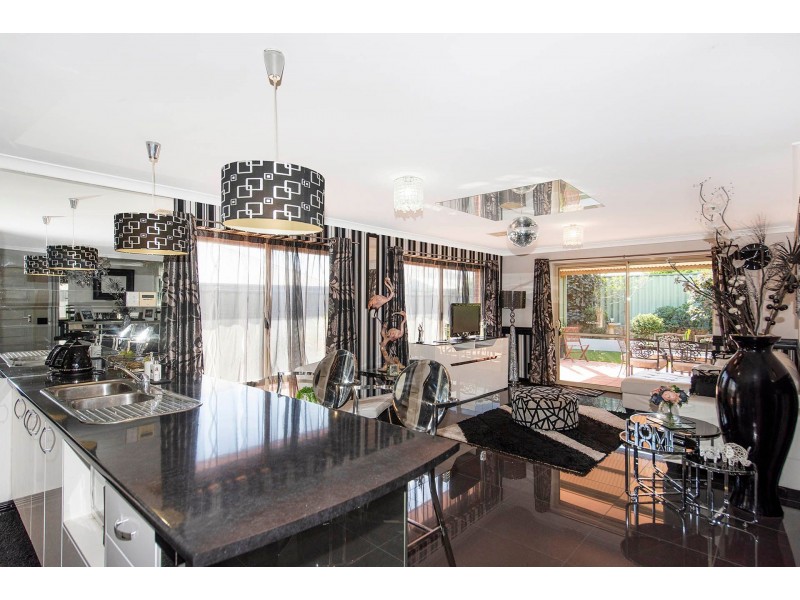 21 Benson Way, High Wycombe WA 6057