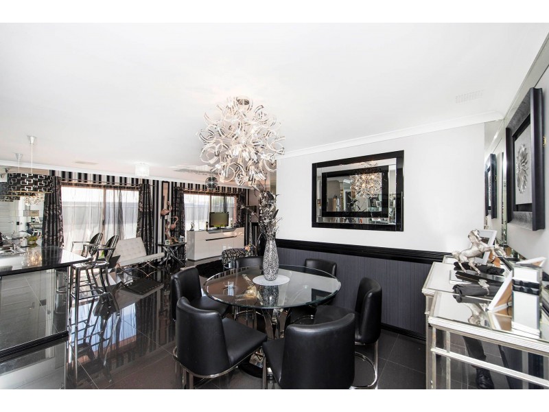 21 Benson Way, High Wycombe WA 6057