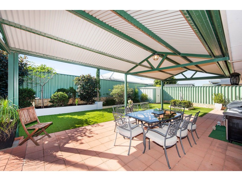 21 Benson Way, High Wycombe WA 6057