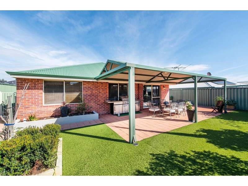 21 Benson Way, High Wycombe WA 6057