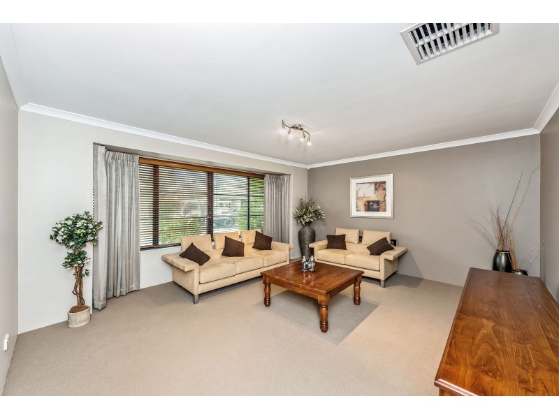 74 Pavilion Circle, The Vines WA 6069