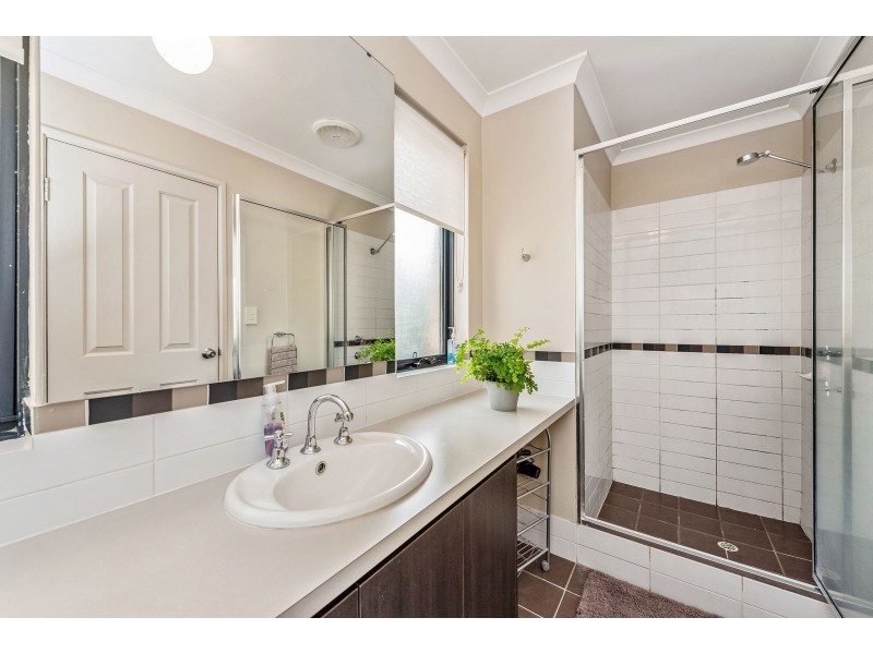 74 Pavilion Circle, The Vines WA 6069