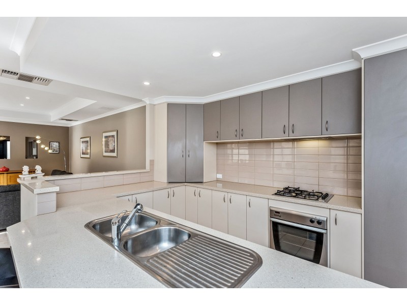 74 Pavilion Circle, The Vines WA 6069