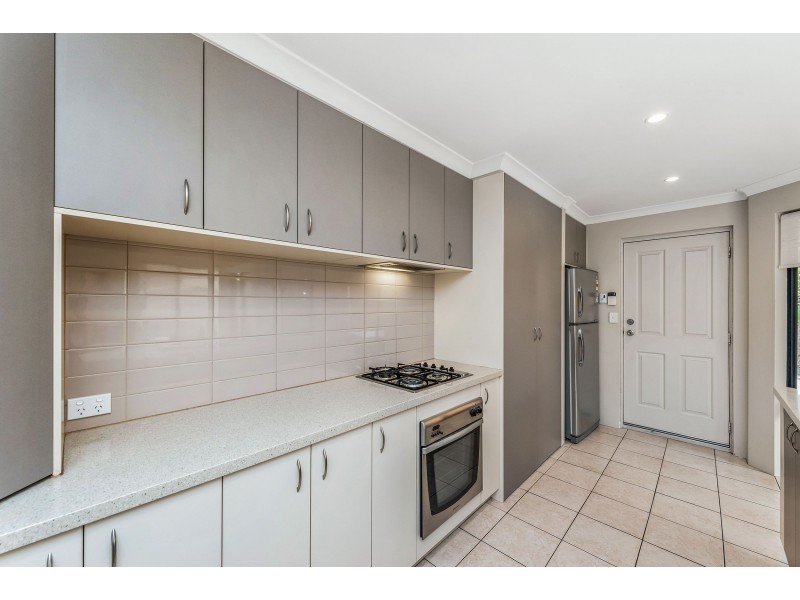74 Pavilion Circle, The Vines WA 6069